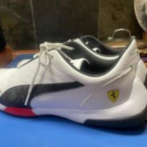Puma Ferrari shoes size 11 excellent condition